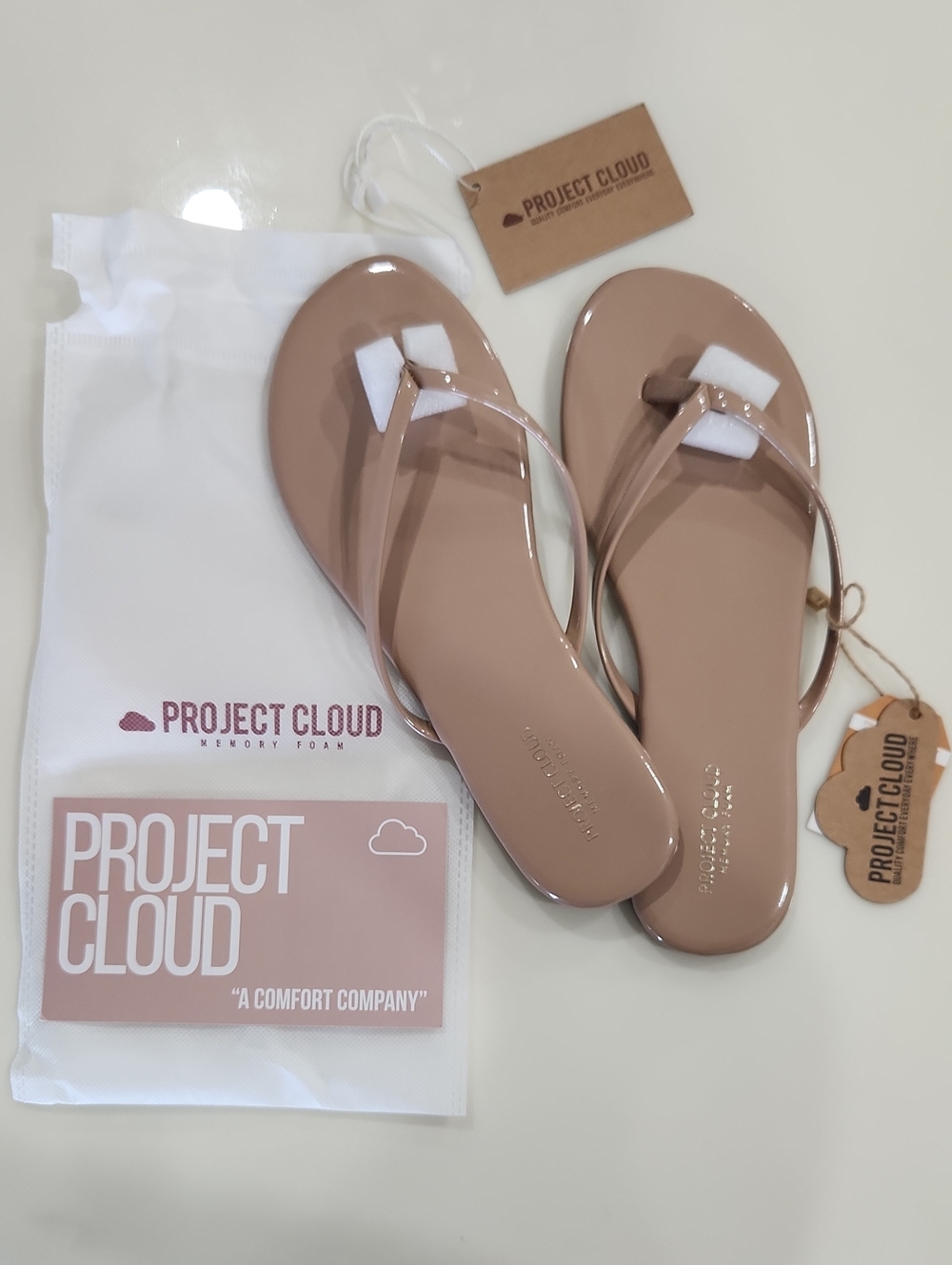 Project Cloud Women's Nude Patent Leather Flip Flops - 9M